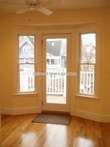 Brighton 2 Bed 1 Bath BOSTON Boston - $2,995