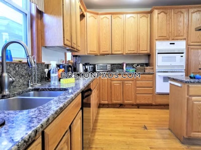 Brookline 5 Bed 3 Bath BROOKLINE- COOLIDGE CORNER $7,400  Coolidge Corner - $7,700