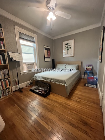 Somerville 2 Beds 1 Bath  Winter Hill - $2,750