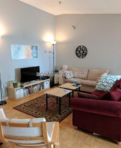 Allston 2 Beds 2.5 Baths Boston - $4,000