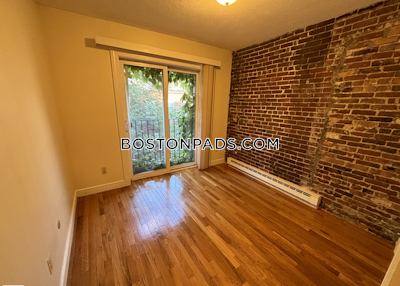 Chinatown 2 Beds 1 Bath Boston - $3,495