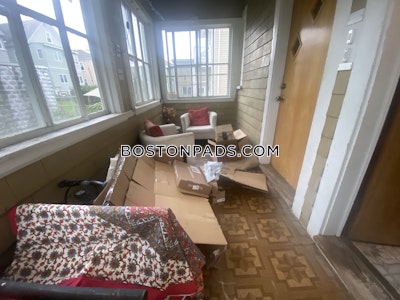 Somerville Apartment for rent 3 Bedrooms 1 Bath  Tufts - $3,600